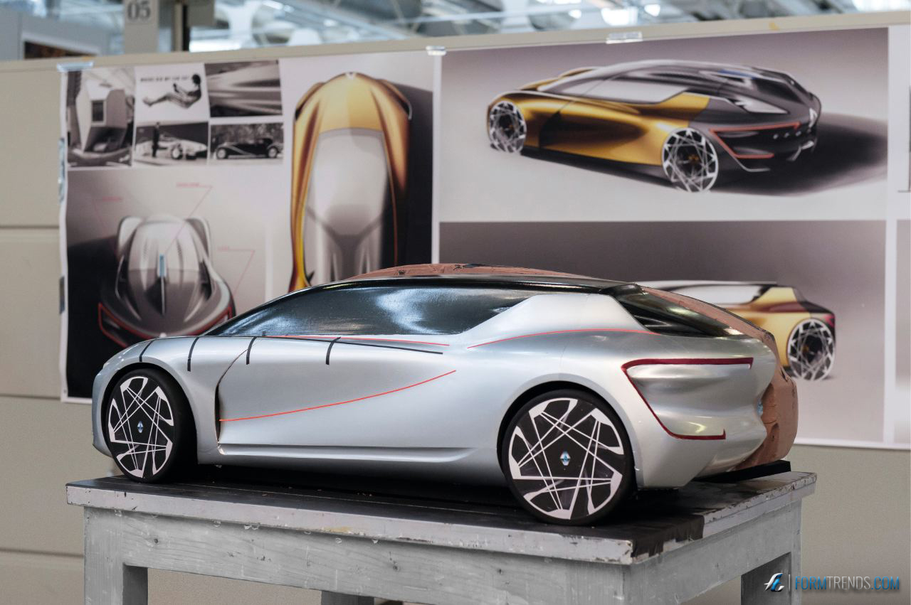 Scale model of the Renault Symbioz concept
