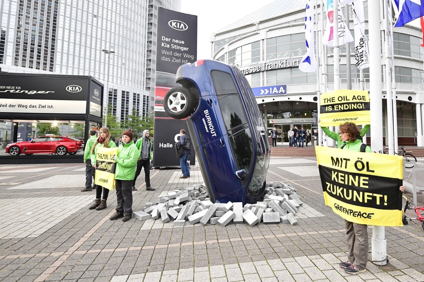 Repurposing the pen_Frankfurt IAA Protests