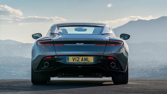 Aston Martin DB11
