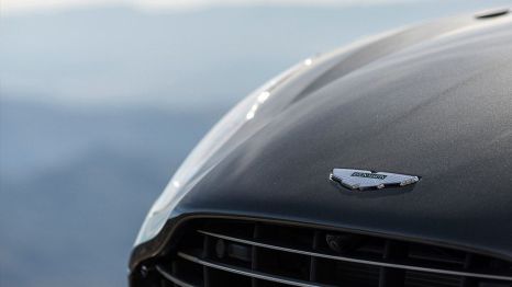 Aston Martin DB11