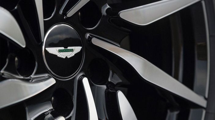 Aston Martin DB11