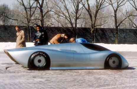 Ed Welburn (center) with the 1987 Oldsmobile Aerotech