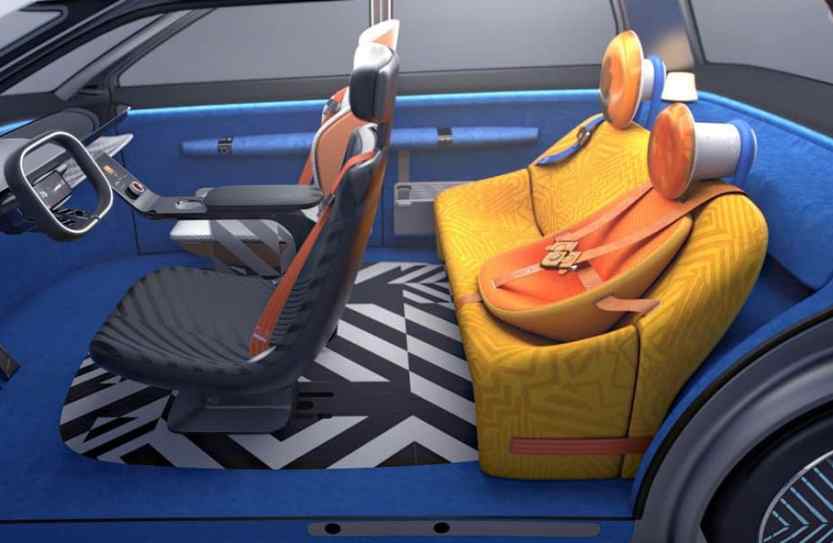 GAC Moca interior