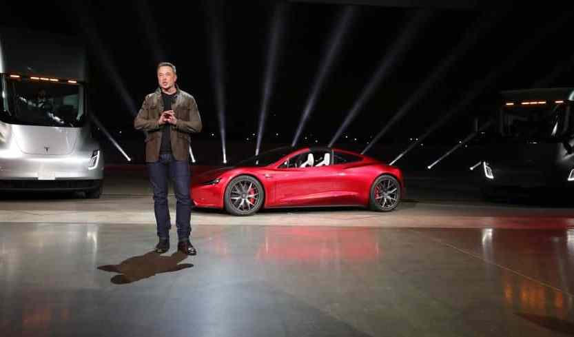 Elon Musk presents new Semi and Roadster